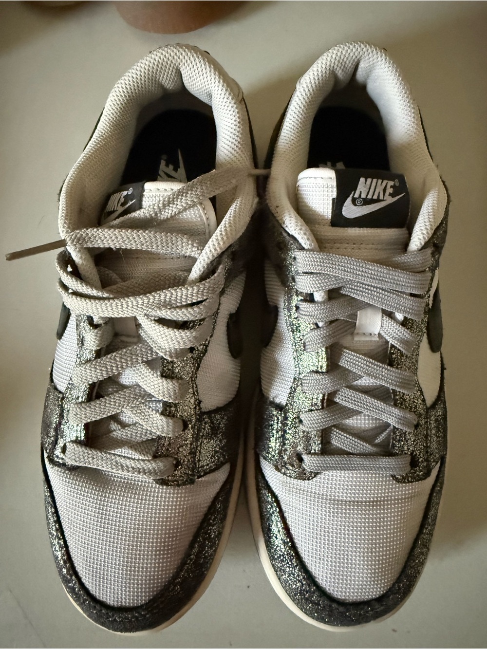 Nike Women’s White and Black Sneakers with Iridescent Glitter